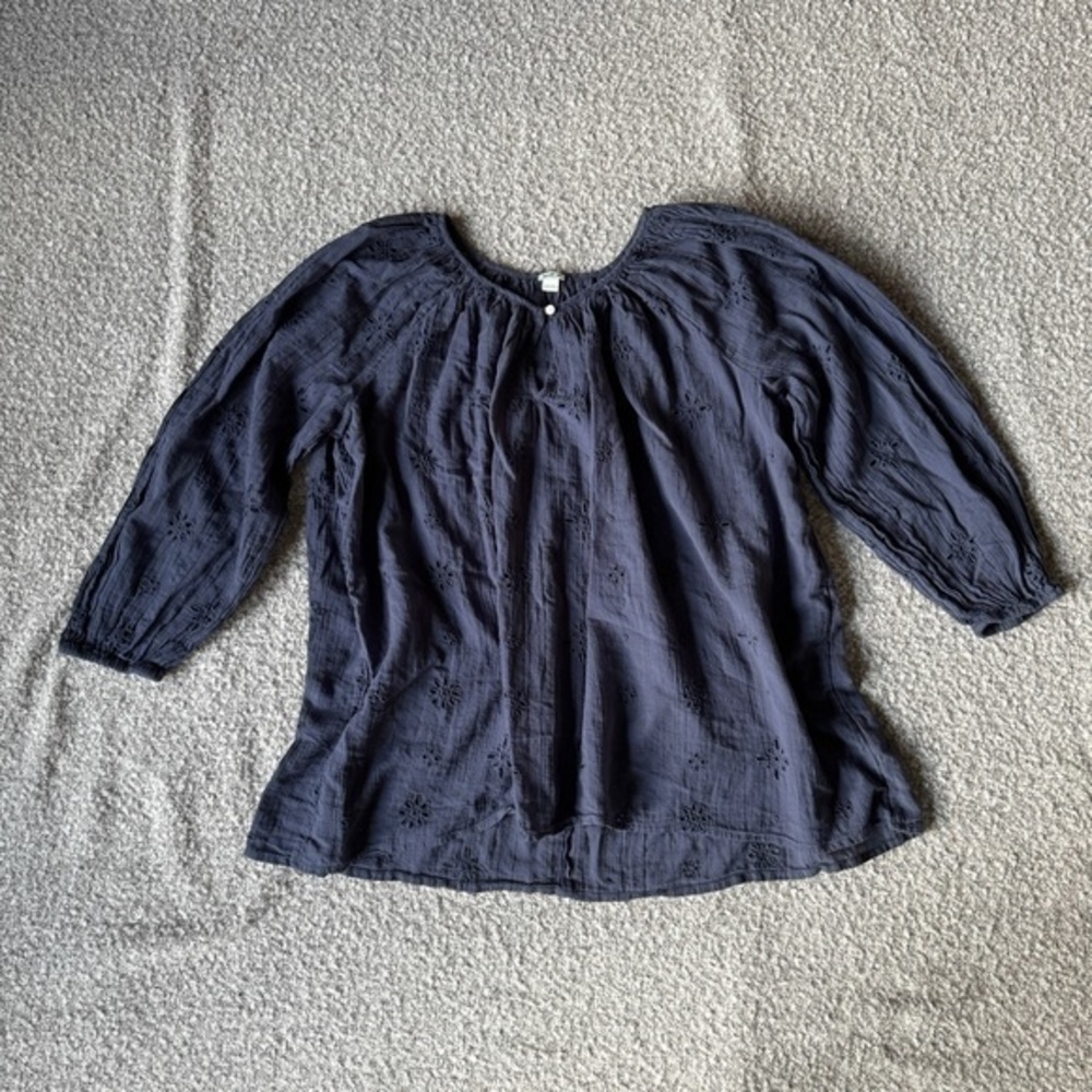 Aerie | Eyelet Balloon Sleeve Blouse | M
